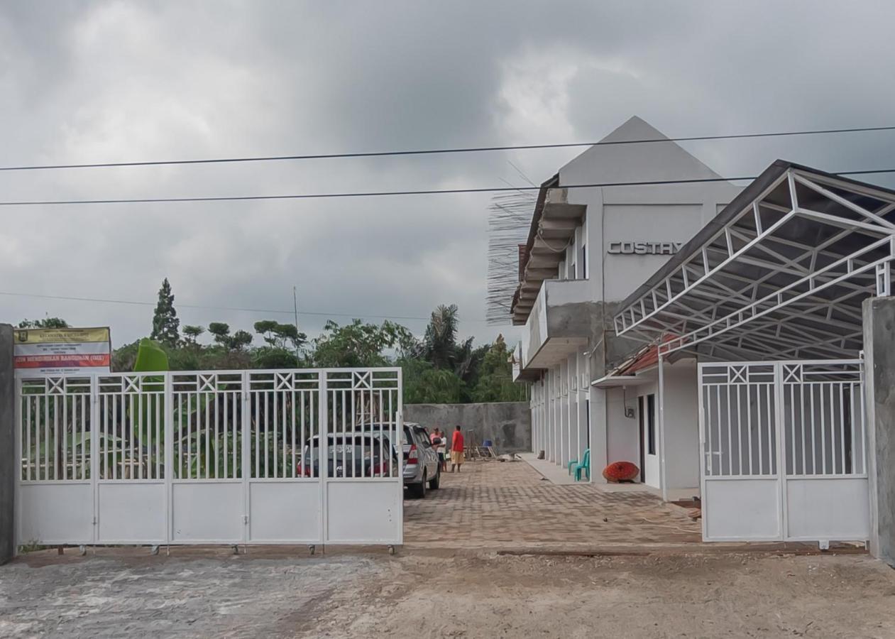 Reddoorz Syariah Near Wisata Situ Gunung Sukabumi 호텔 Kadudampit 외부 사진